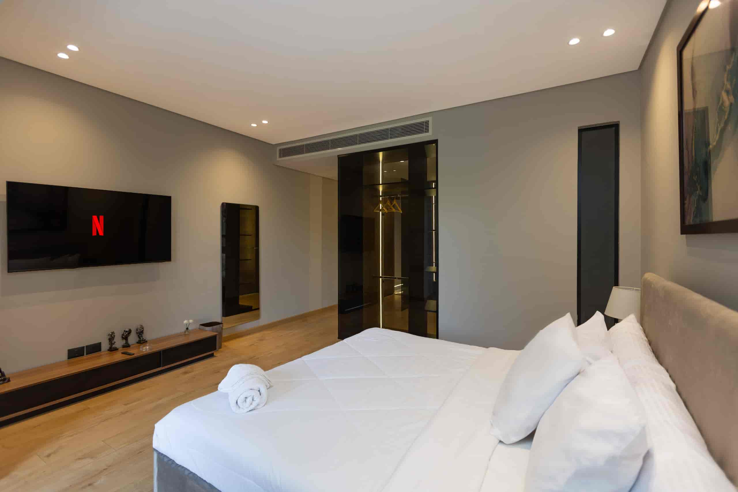 Luxury 3-BR Apt/Large Garden & Pool | Silverpalm — Apartment in O one New Cairo, Cairo, Egypt — photo 22
