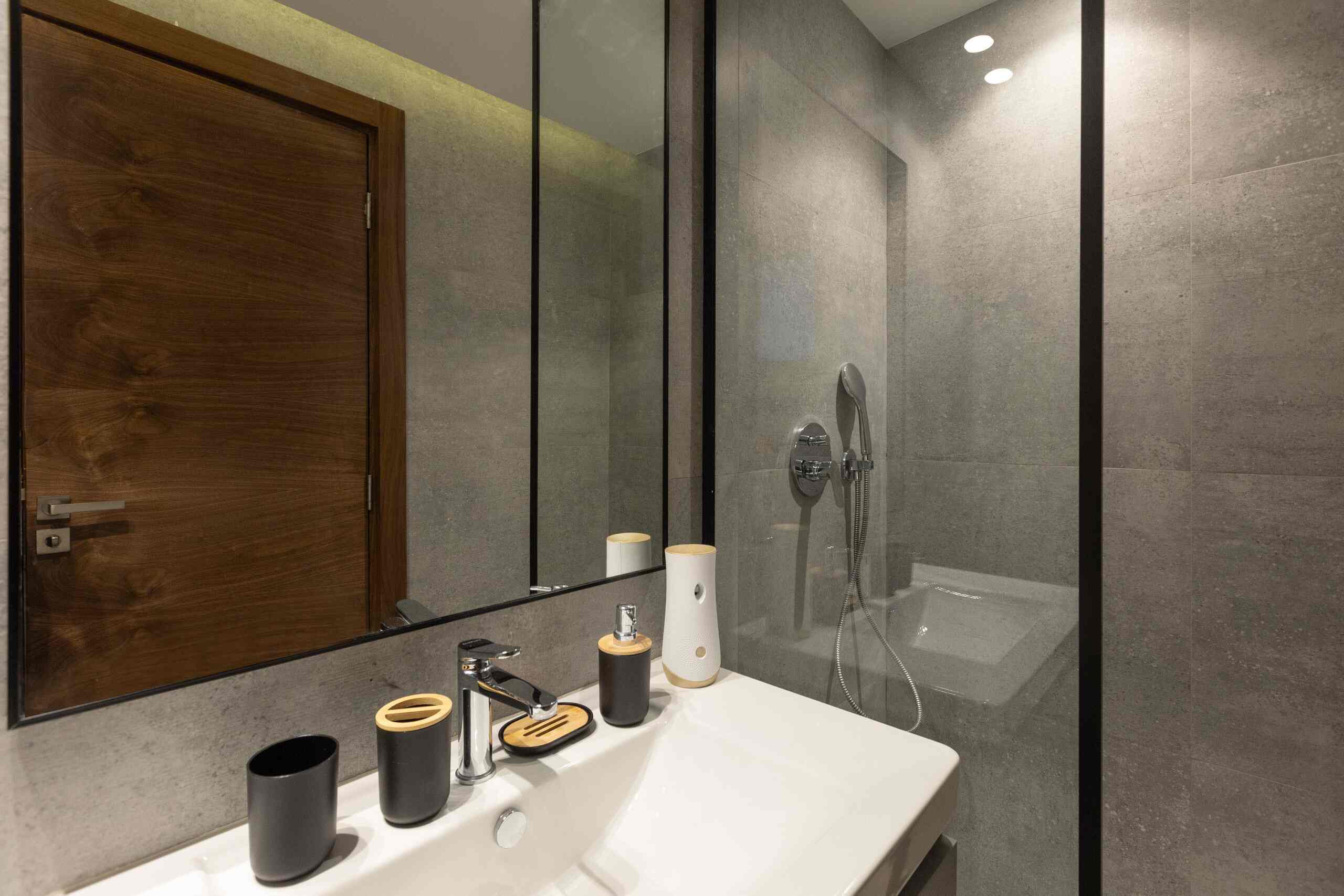Luxury 3-Bedroom Apartment in the Heart of Almaza — Apartment in Cairo , Cairo, Egypt — photo 22