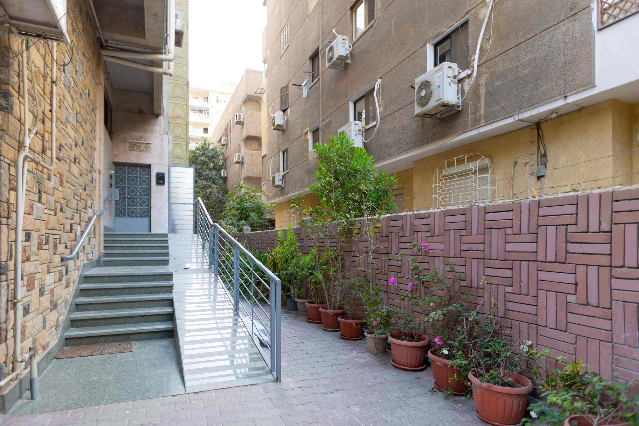 Luxury 3-Bedroom Apartment in the Heart of Almaza — Apartment in Cairo , Cairo, Egypt — photo 33