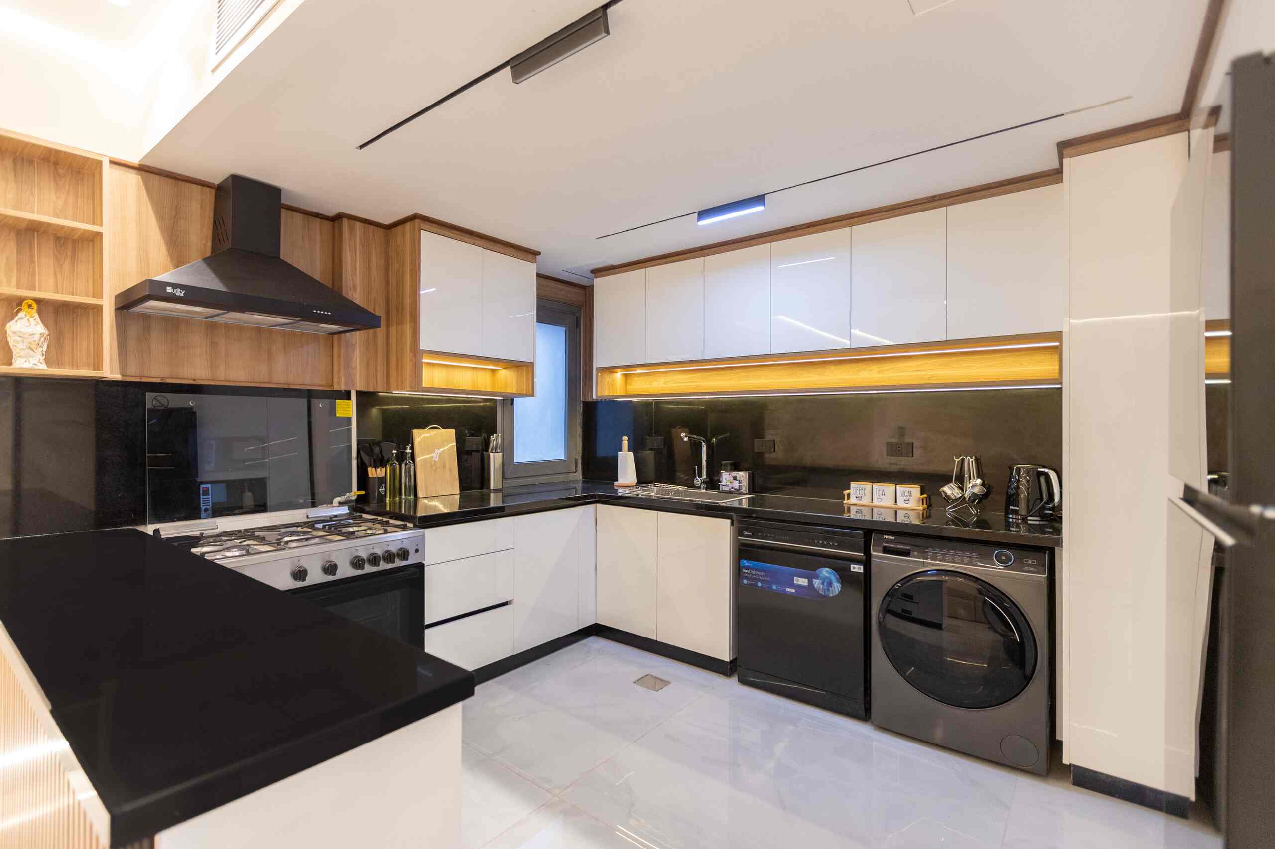 Stunning 3-Bdr Apt With Side Pool View|Silver Palm — Apartment in New Cairo , Cairo, Egypt — photo 9