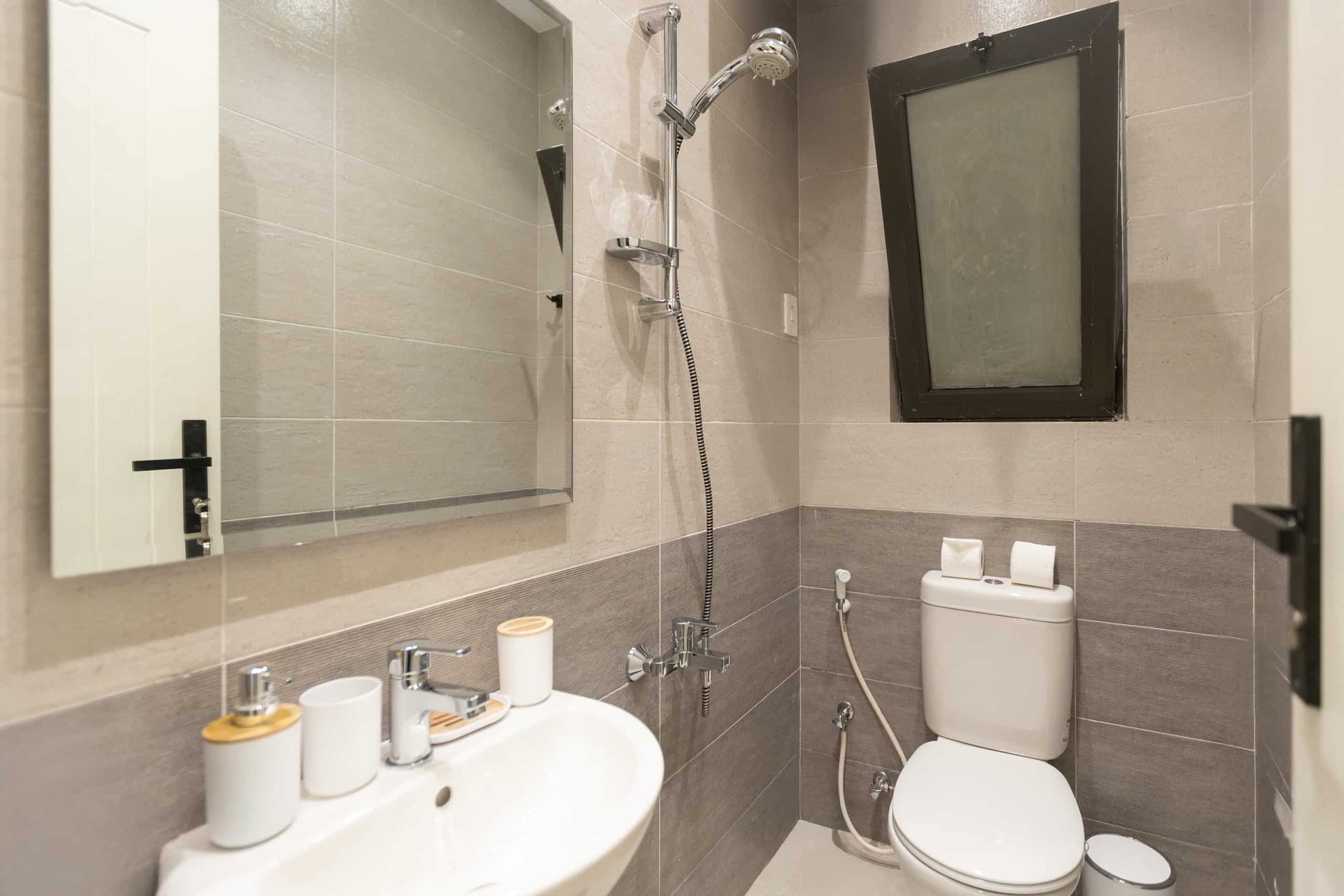 Luxury 2BR With Large Garden | Lake View Residence — Apartment in New Cairo , Cairo, Egypt — photo 15