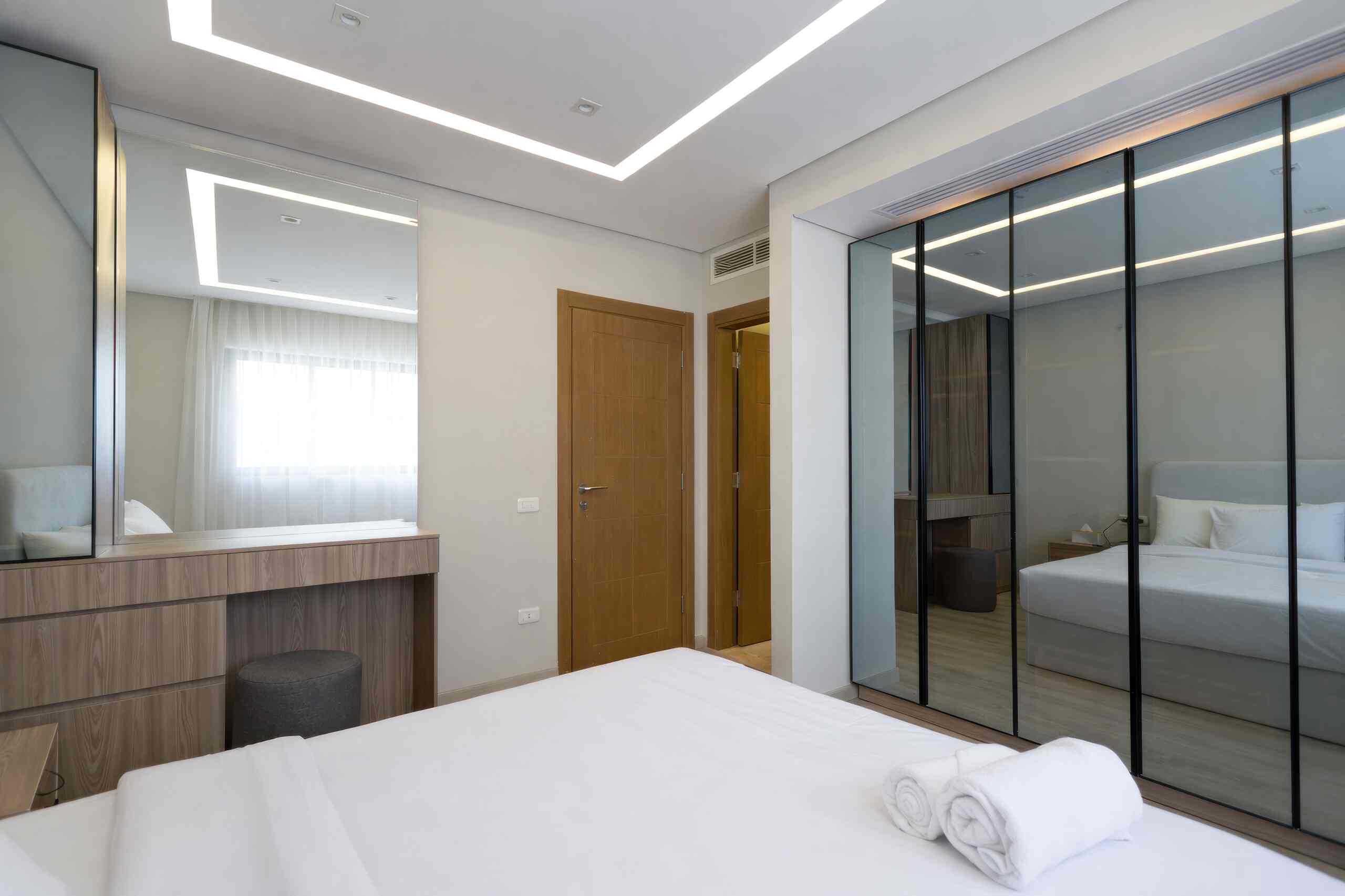 Best View | 3-Master Suites | Lake View Residence — Apartment in New Cairo , Cairo, Egypt — photo 20
