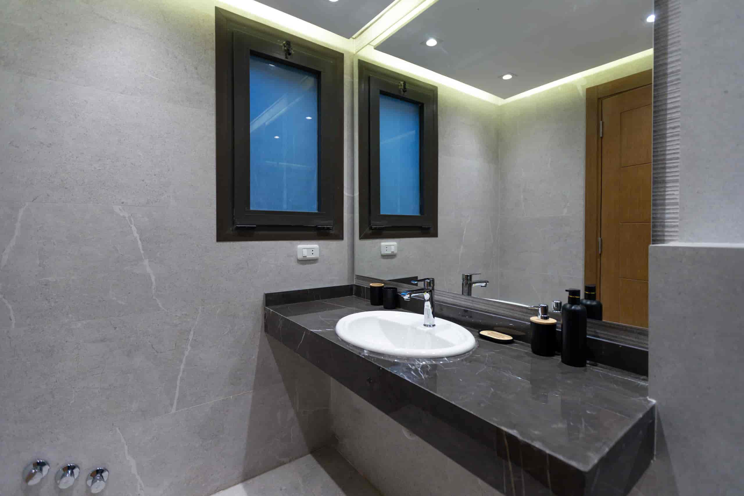 Best View | 3-Master Suites | Lake View Residence — Apartment in New Cairo , Cairo, Egypt — photo 26
