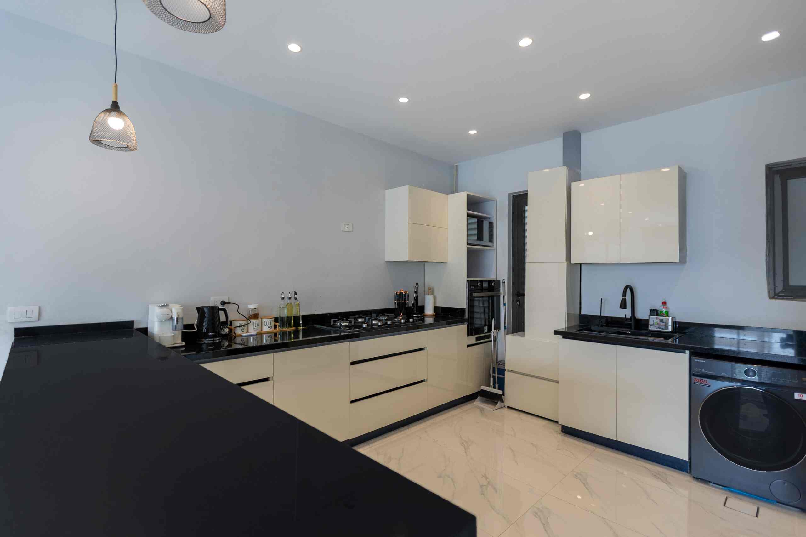 Spacious & Chic 2BR Haven in Lake View Residence — Apartment in New Cairo , Cairo, Egypt — photo 7