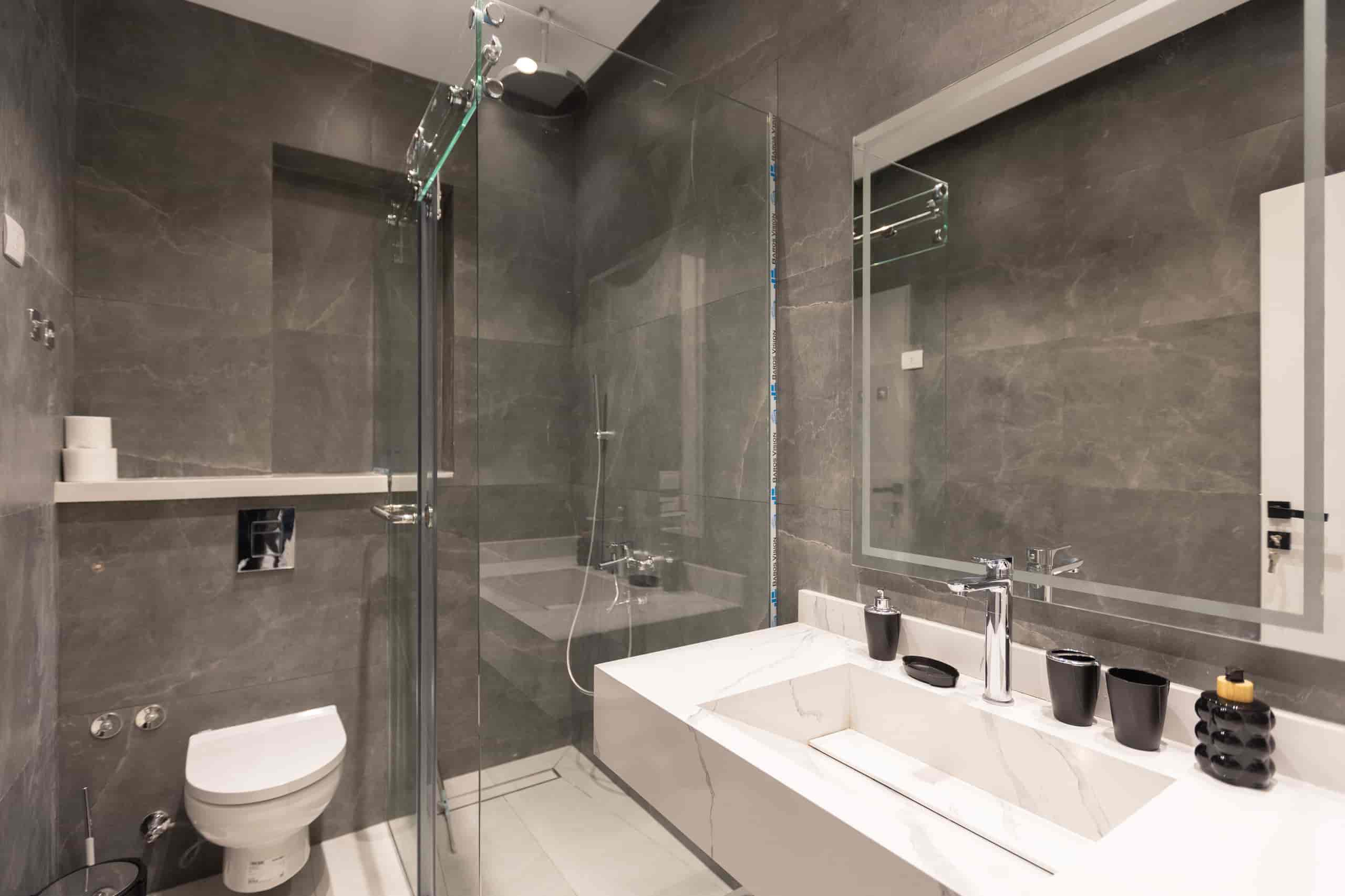 Spacious & Chic 2BR Haven in Lake View Residence — Apartment in New Cairo , Cairo, Egypt — photo 18