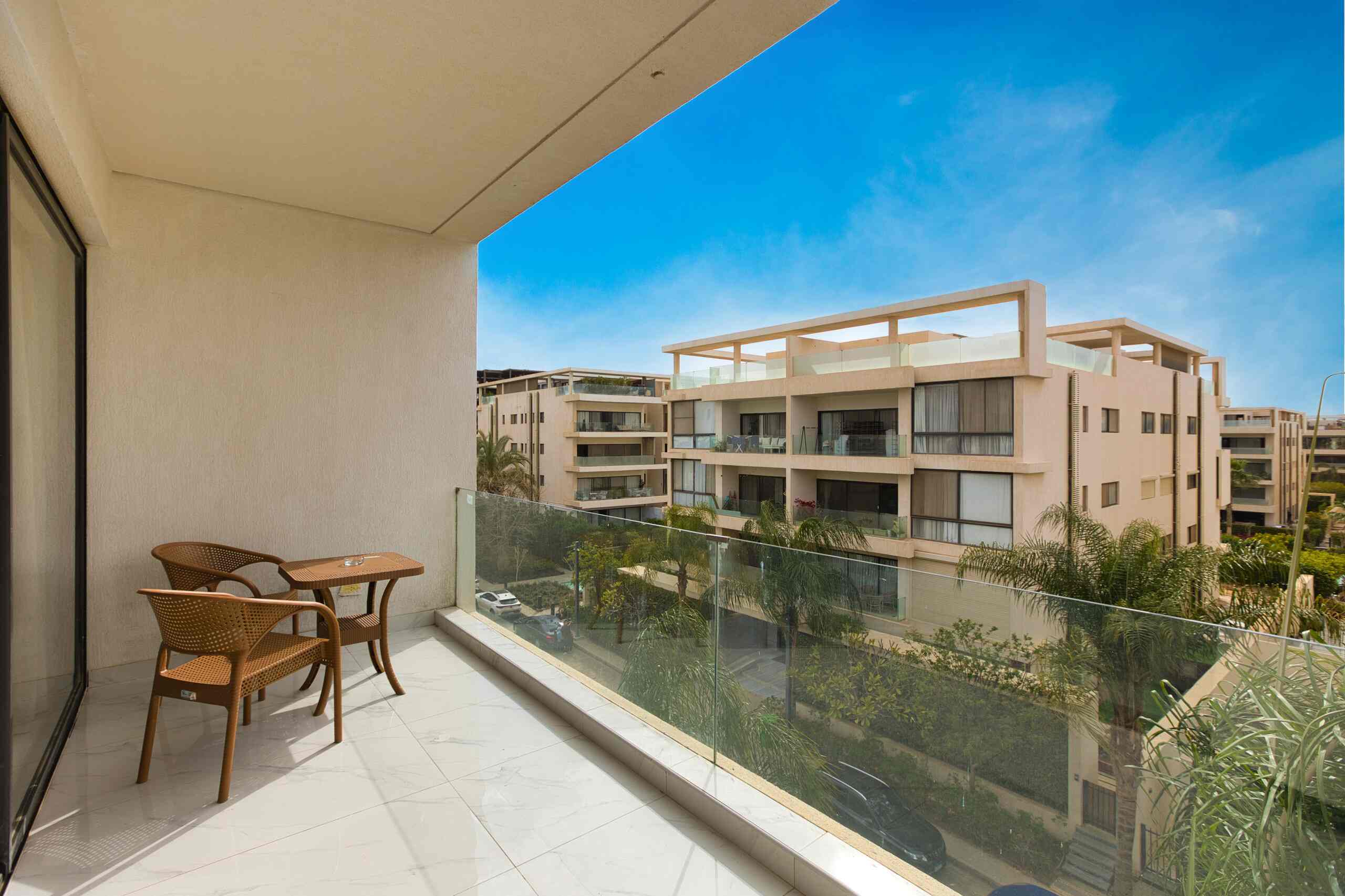Spacious & Chic 2BR Haven in Lake View Residence — Apartment in New Cairo , Cairo, Egypt — photo 21