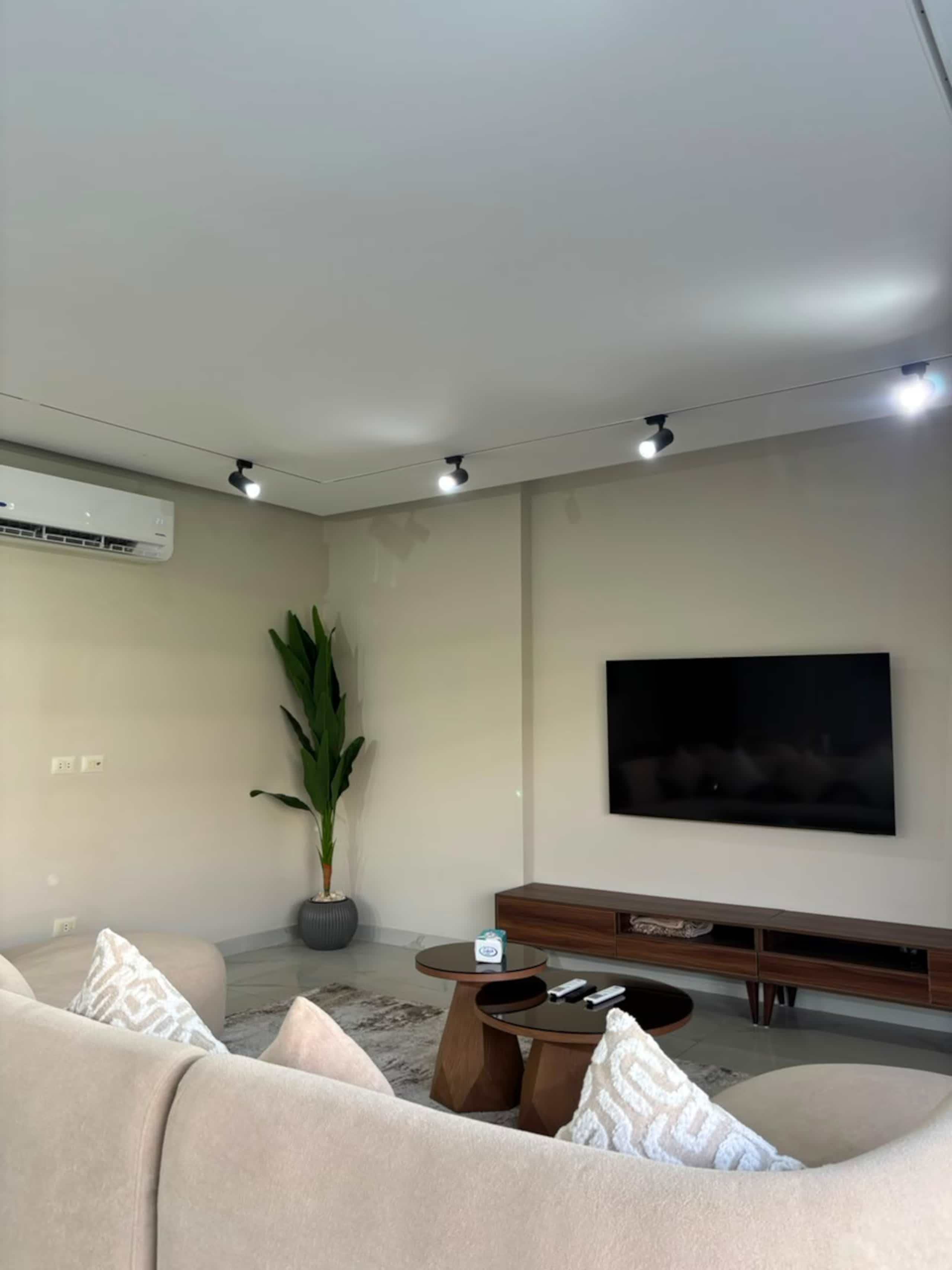 The Lake View Escape | Luxury 3BR | New cairo 6