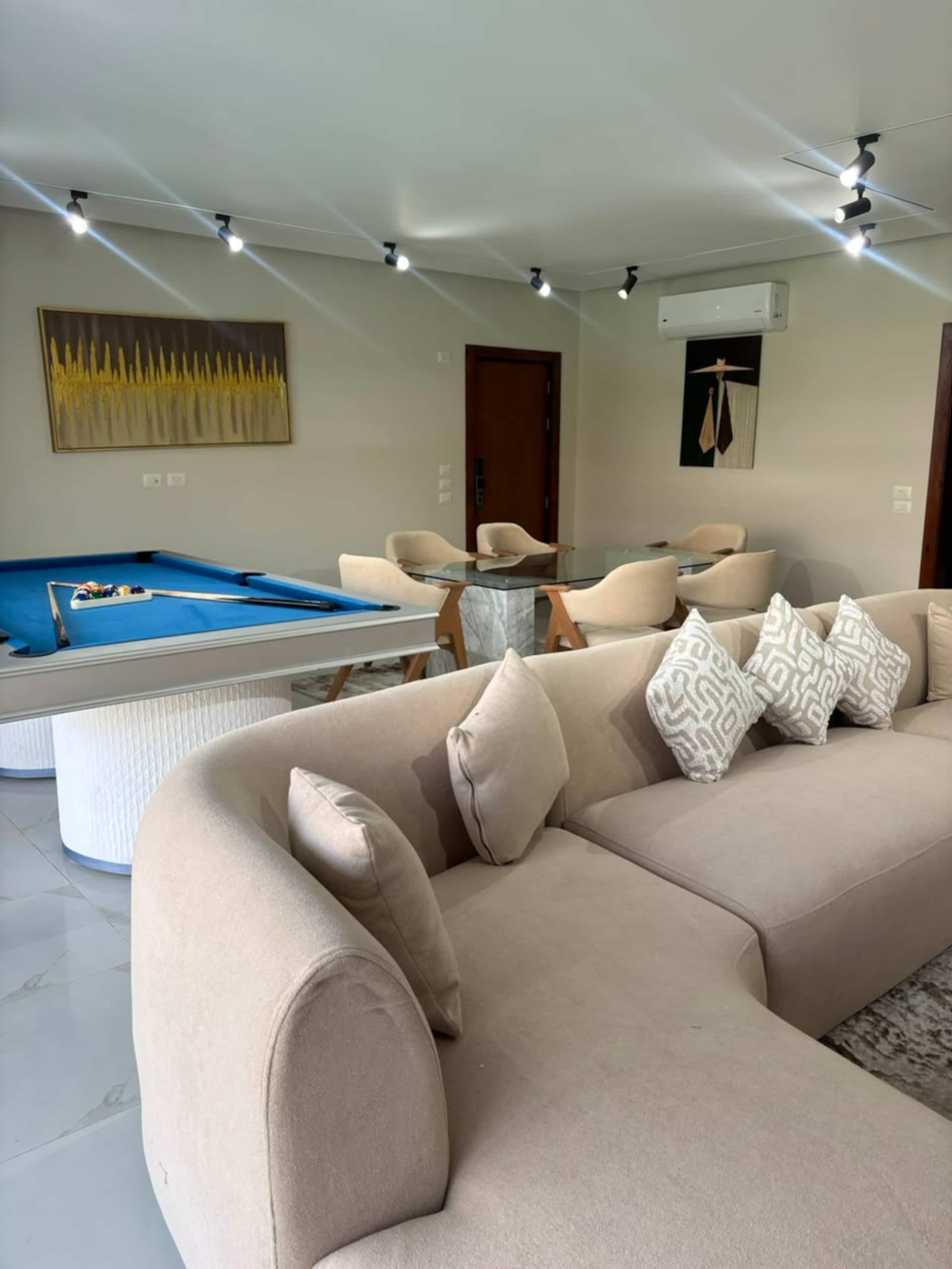 The Lake View Escape | Luxury 3BR | New cairo — Apartment in Cairo, Egypt — photo 17