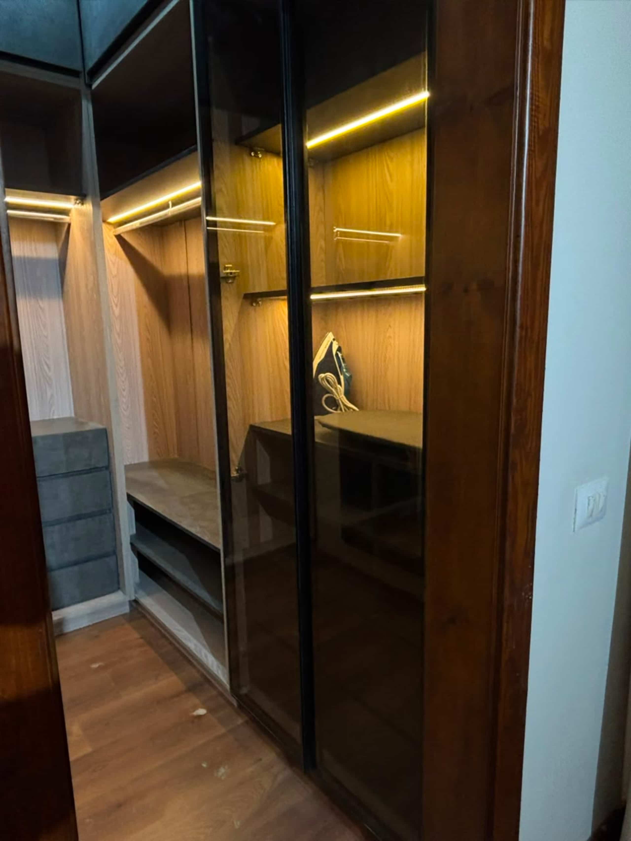 The Lake View Escape | Luxury 3BR | New cairo — Apartment in Cairo, Egypt — photo 28
