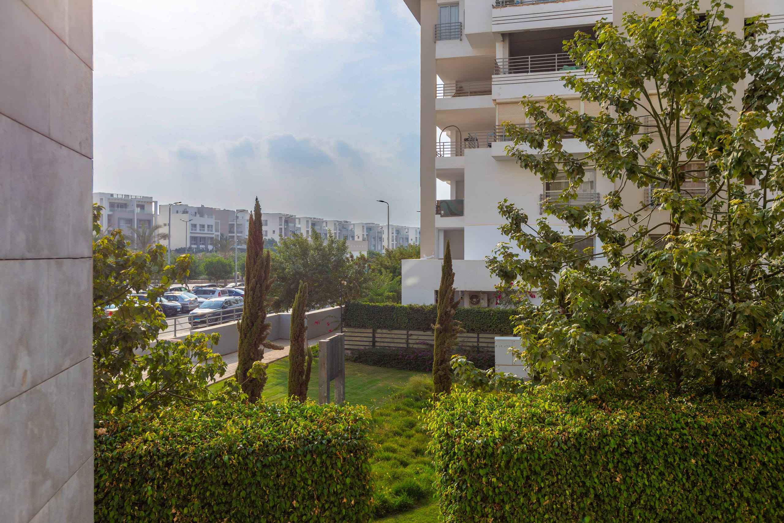 Elegant 3-Bdr Apt in Hyde Park | Prime Location — Apartment in New Cairo 1, Egypt — photo 34