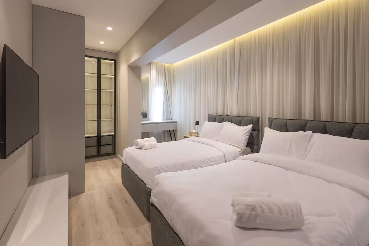Elegant 2-BR Apartment in Almaza | Near City Stars — Apartment in Almaza , Near City Stars, Egypt — photo 16