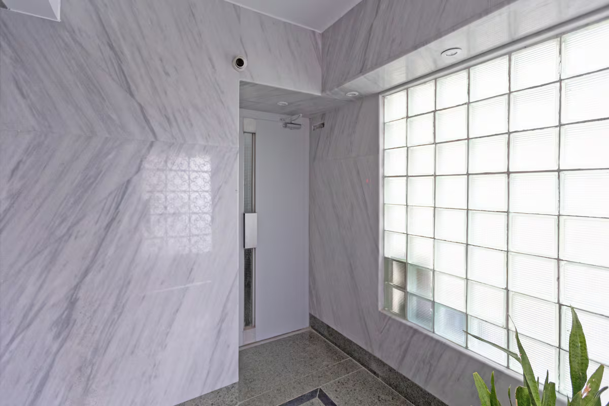 Elegant 2-BR Apartment in Almaza | Near City Stars — Apartment in Almaza , Near City Stars, Egypt — photo 29