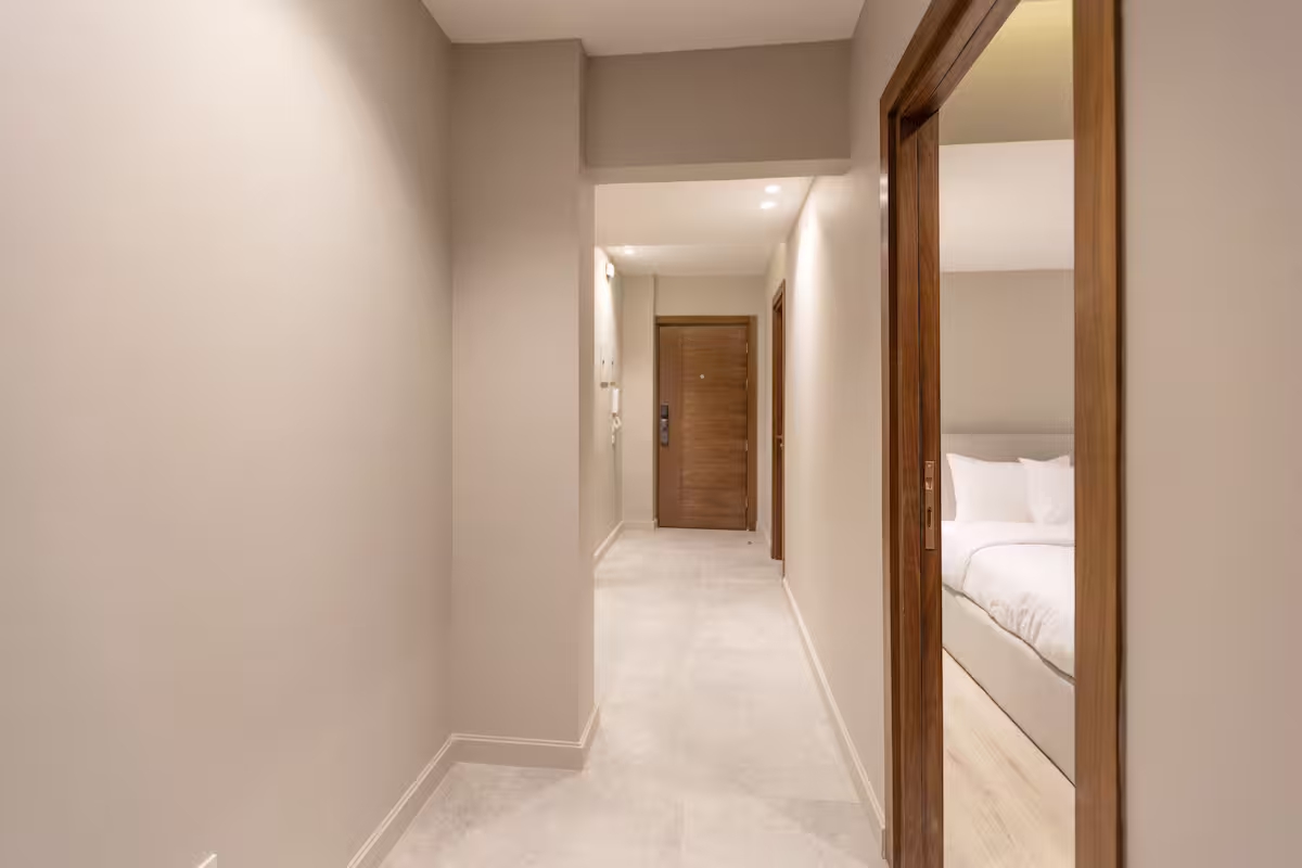Elegant 2-BR Apartment in Almaza | Near City Stars — Apartment in Almaza , Near City Stars, Egypt — photo 32