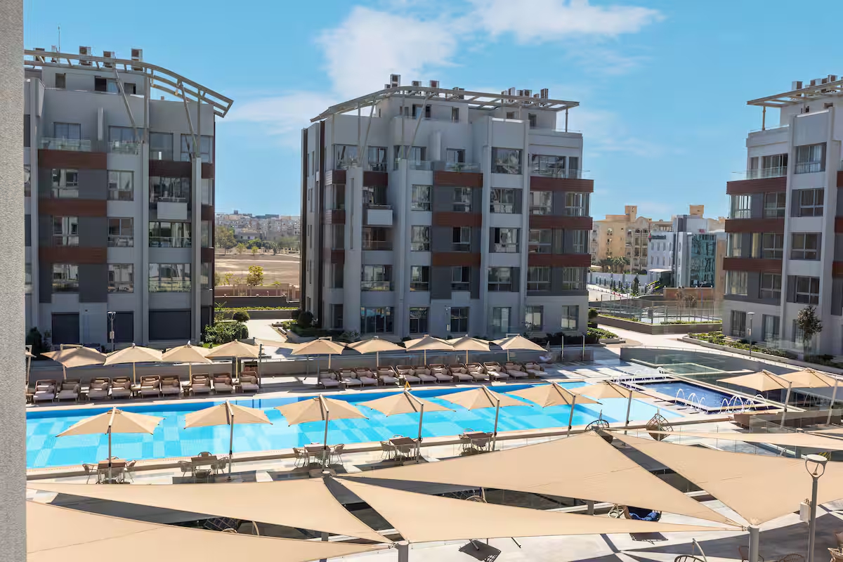 JW Marriott Executive Suite | Pool & Balcony Bliss — Apartment in New Cairo, Cairo Governorate, Egypt, Egypt — photo 29