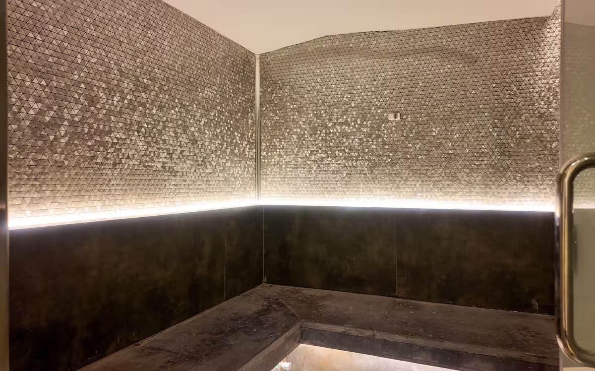 JW Marriott Executive Suite | Pool & Balcony Bliss — Apartment in New Cairo, Cairo Governorate, Egypt, Egypt — photo 56