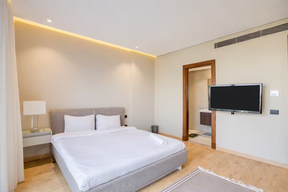 Silver Palm New cairo Luxury 3BR | Pool view — Apartment in New Cairo, Cairo Governorate, Egypt, Egypt — photo 18