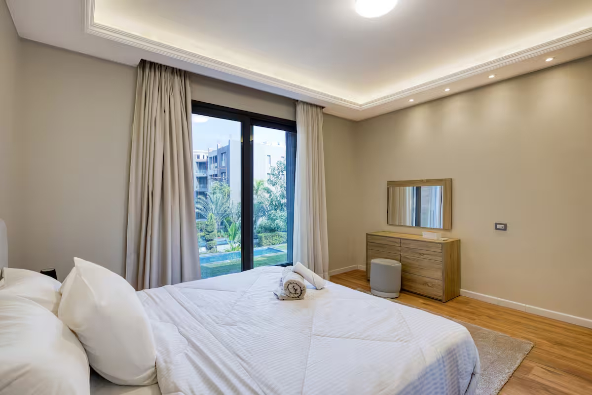 Elegant 3BR+Nanny Room | Pool View | Silver palm — Apartment in New Cairo 1, Egypt — photo 15