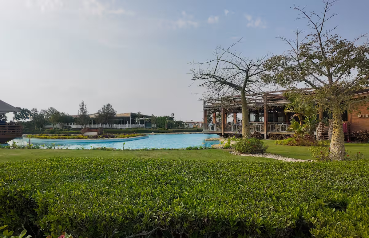 Elegant 3-Bdr Apt in Hyde Park | Prime Location — Apartment in New Cairo 1, Egypt — photo 41