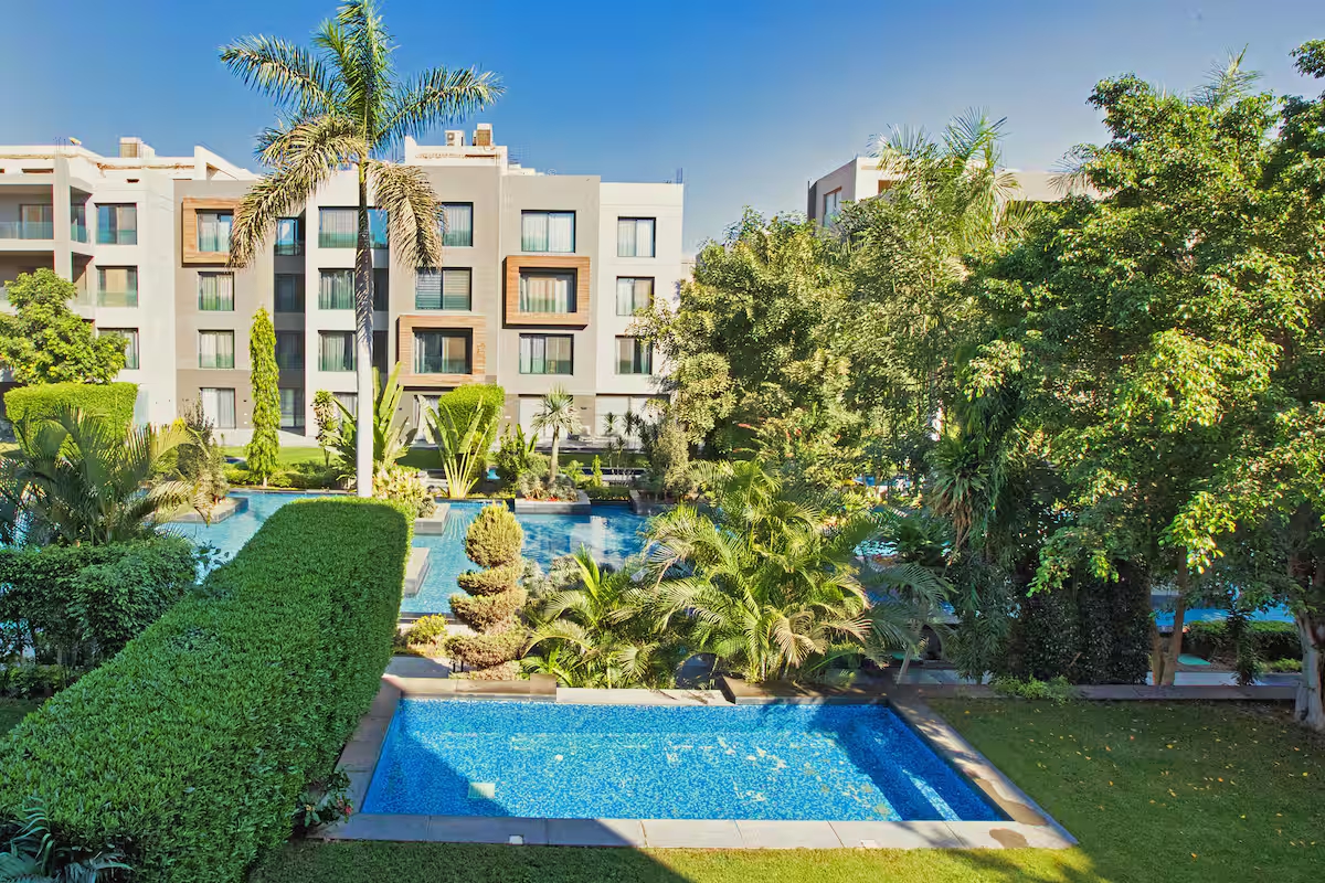 Panoramic 3-Bdr Retreat | Garden & Pool View | SP — Apartment in New Cairo, Cairo, Egypt — photo 32