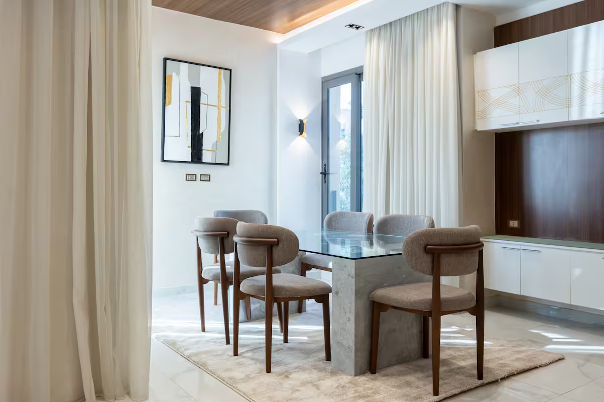 Bright 3BR Apartment | Side Garden View | SP — Apartment in First New Cairo, Egypt — photo 12