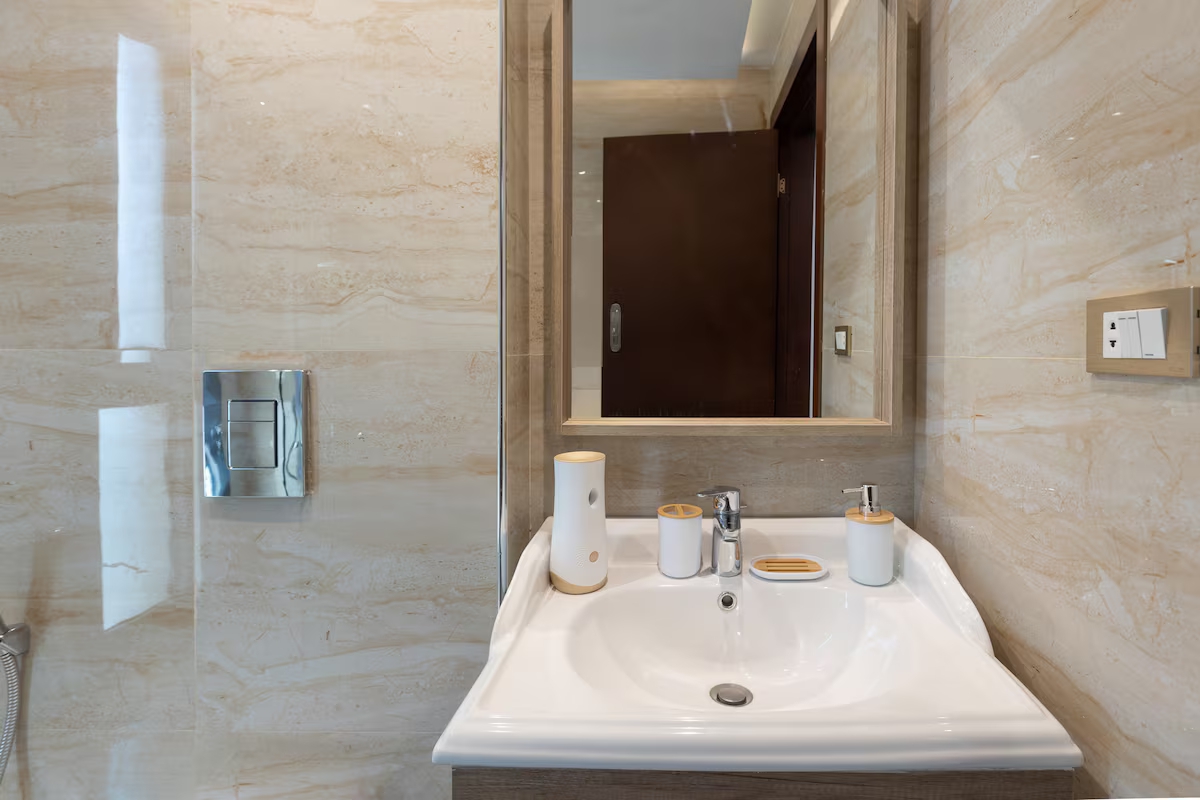 Bright 3BR Apartment | Side Garden View | SP — Apartment in First New Cairo, Egypt — photo 24