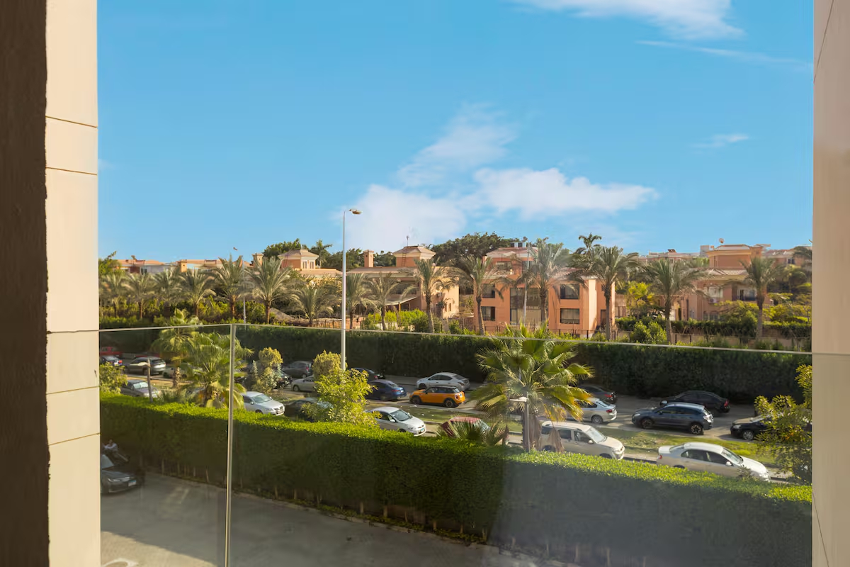 Bright 3BR Apartment | Side Garden View | SP — Apartment in First New Cairo, Egypt — photo 30