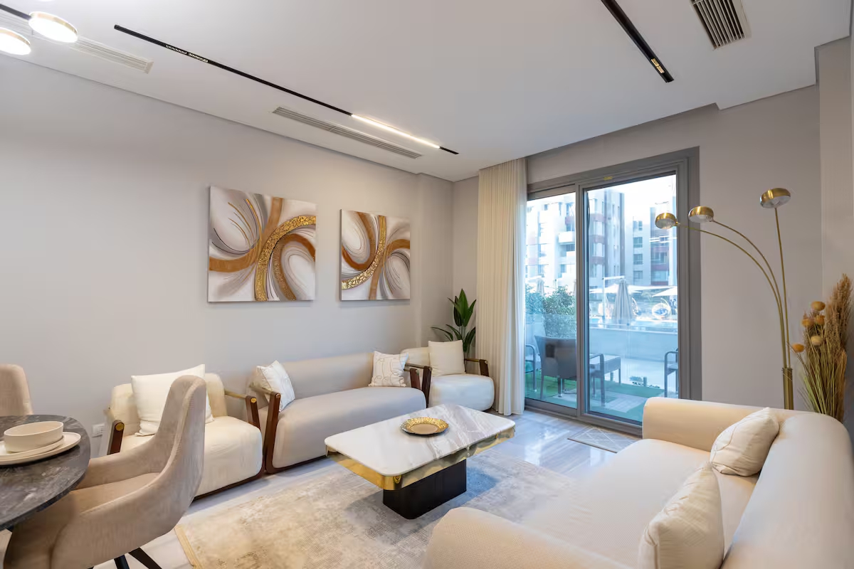 Poolside 3BR | Garden Level | Al-jazi JW Marriott — Apartment in First New Cairo, Egypt — photo 4