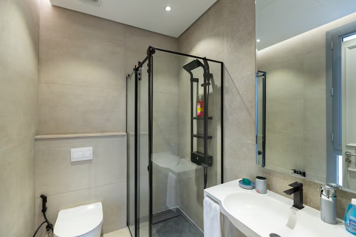Poolside 3BR | Garden Level | Al-jazi JW Marriott — Apartment in First New Cairo, Egypt — photo 34