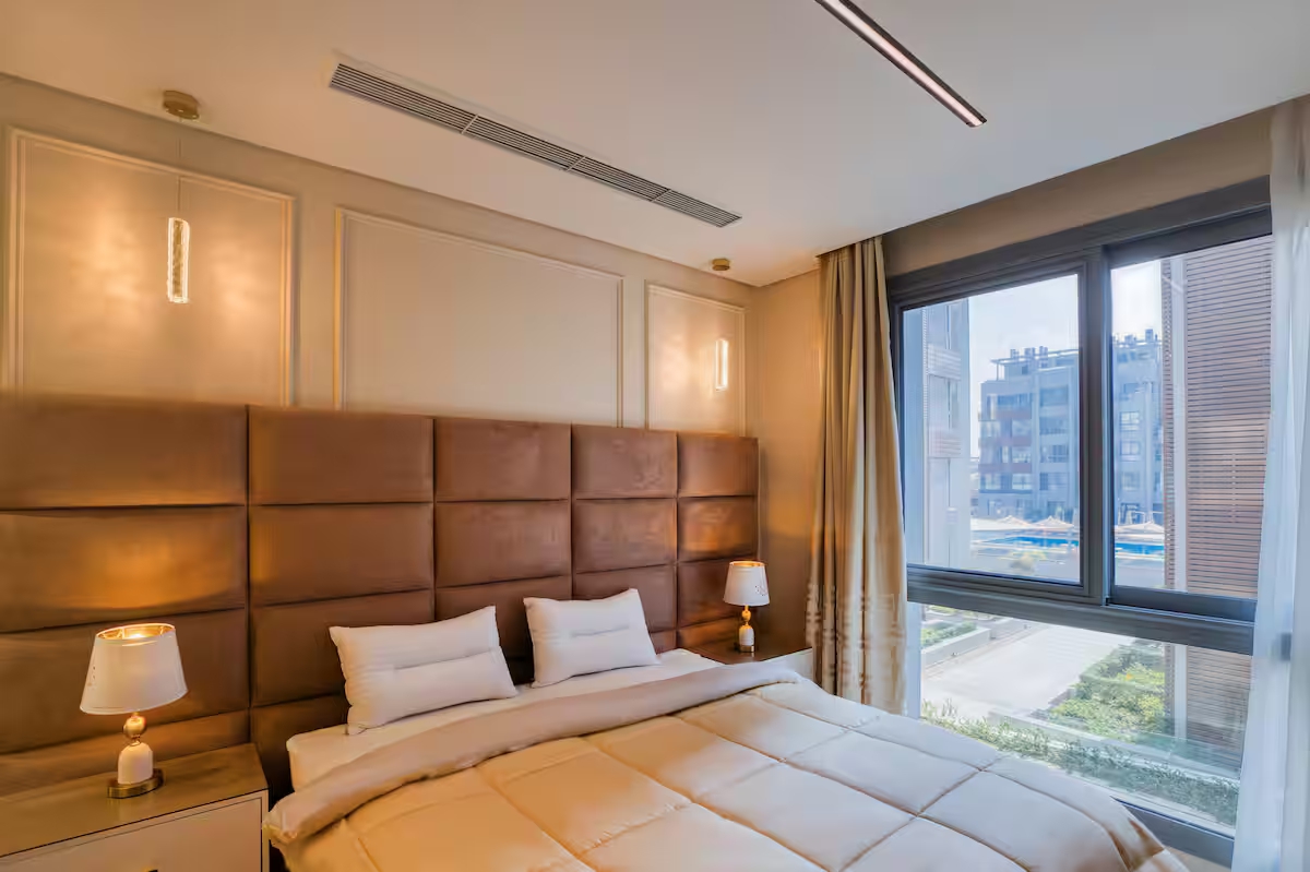 Elegant 1BR Pool View Suite |Aljazi by JW Marriott — Apartment in First New Cairo, Egypt — photo 8