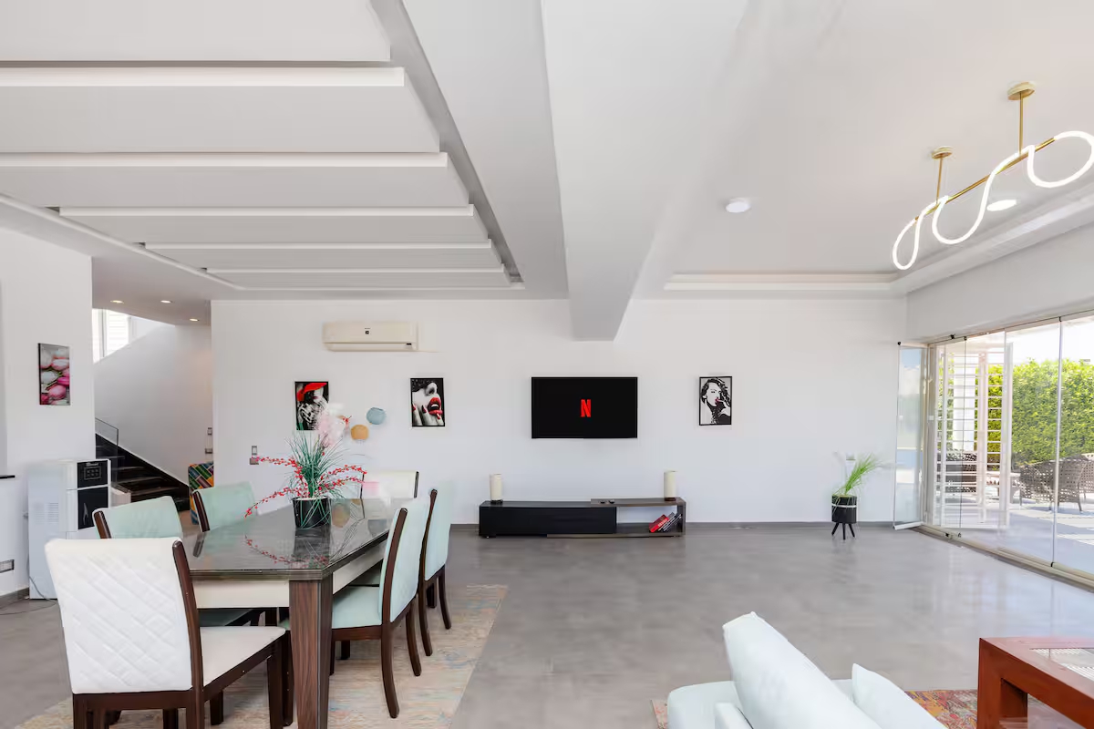 4-BR Masters Villa | Huge Private Pool | Hacienda — Villa in Al ‘Alamayn, Marsa Matrouh, Egypt — photo 5