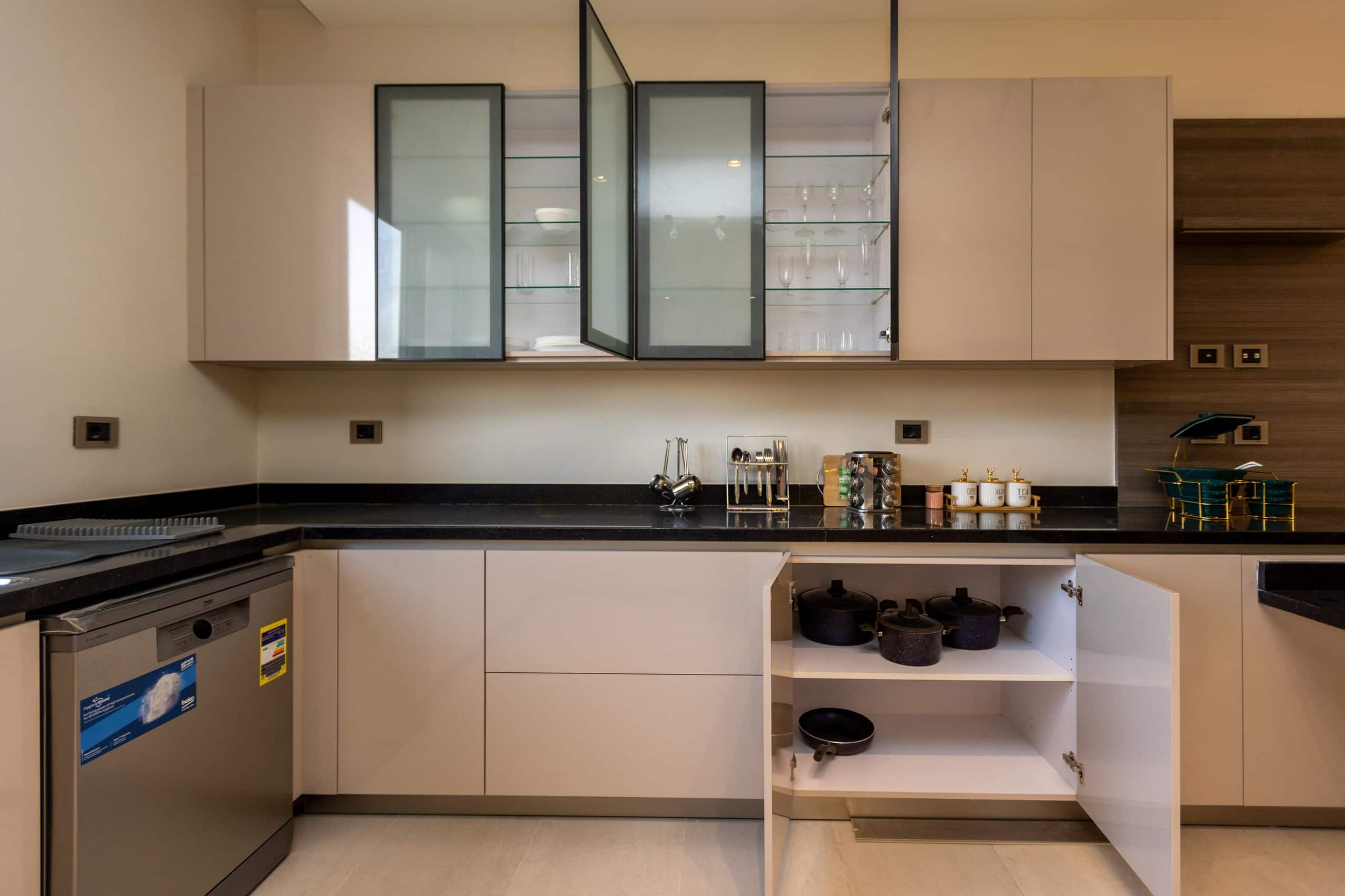 Spacious 450 sqm 3-BR + Maid’s Room |Prime View — Apartment in New Cairo, Egypt — photo 15