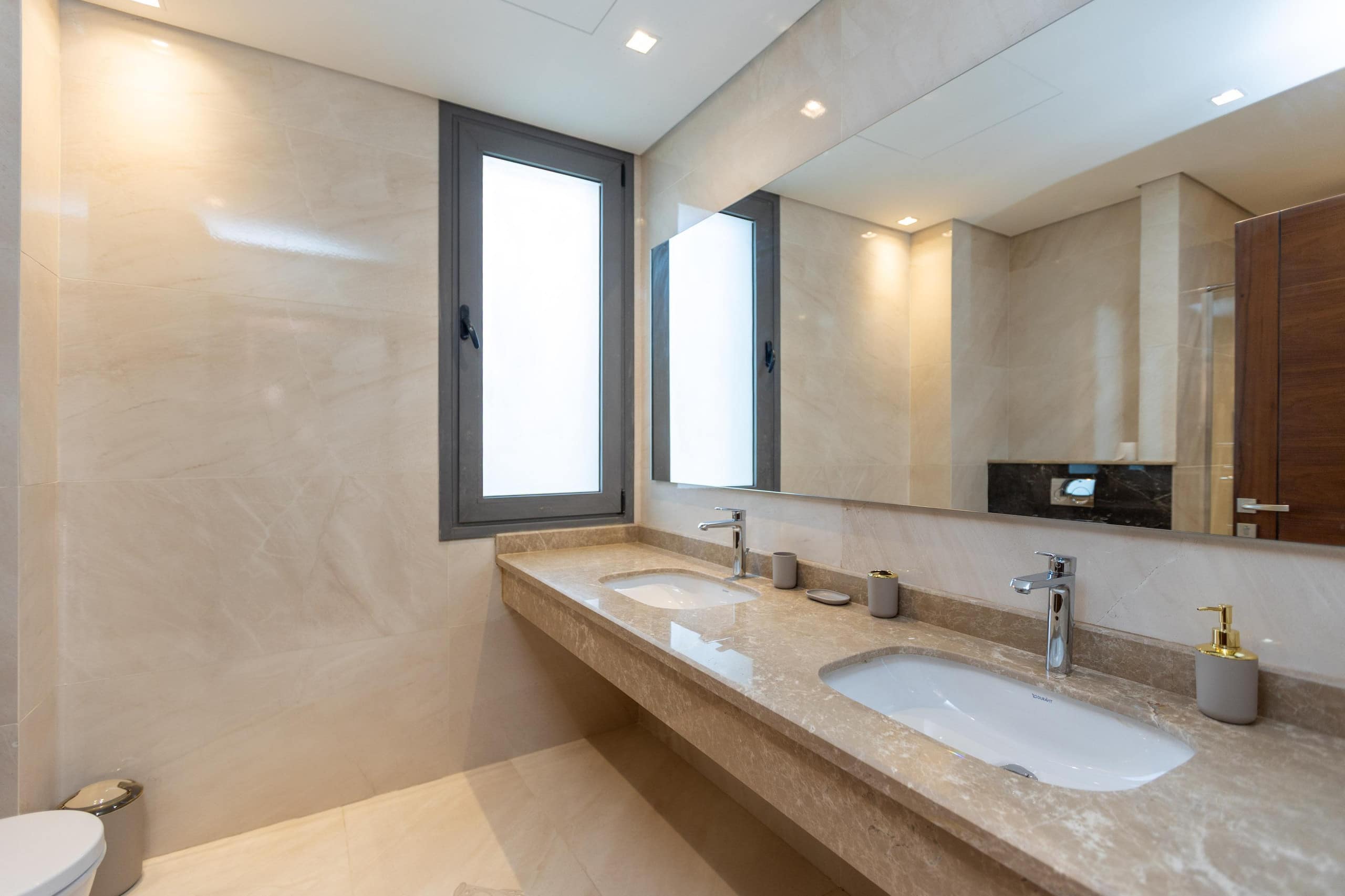 Spacious 450 sqm 3-BR + Maid’s Room |Prime View — Apartment in New Cairo, Egypt — photo 35
