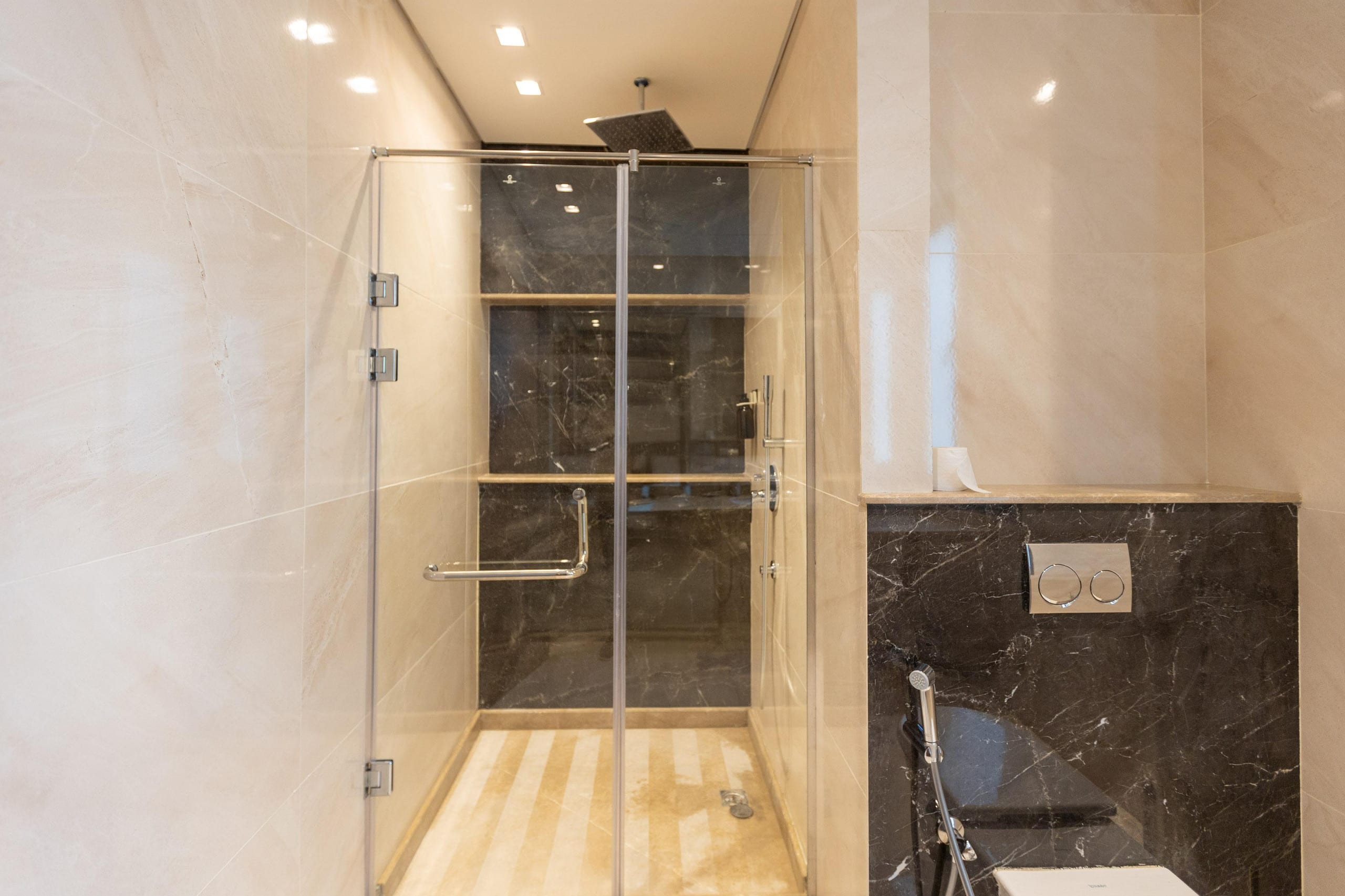 Spacious 450 sqm 3-BR + Maid’s Room |Prime View — Apartment in New Cairo, Egypt — photo 38