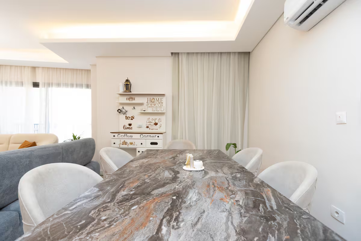 Luxury 3BR Haven Overlooking Green Views -ZED West — Apartment in Sheikh Zayed City, Egypt — photo 11