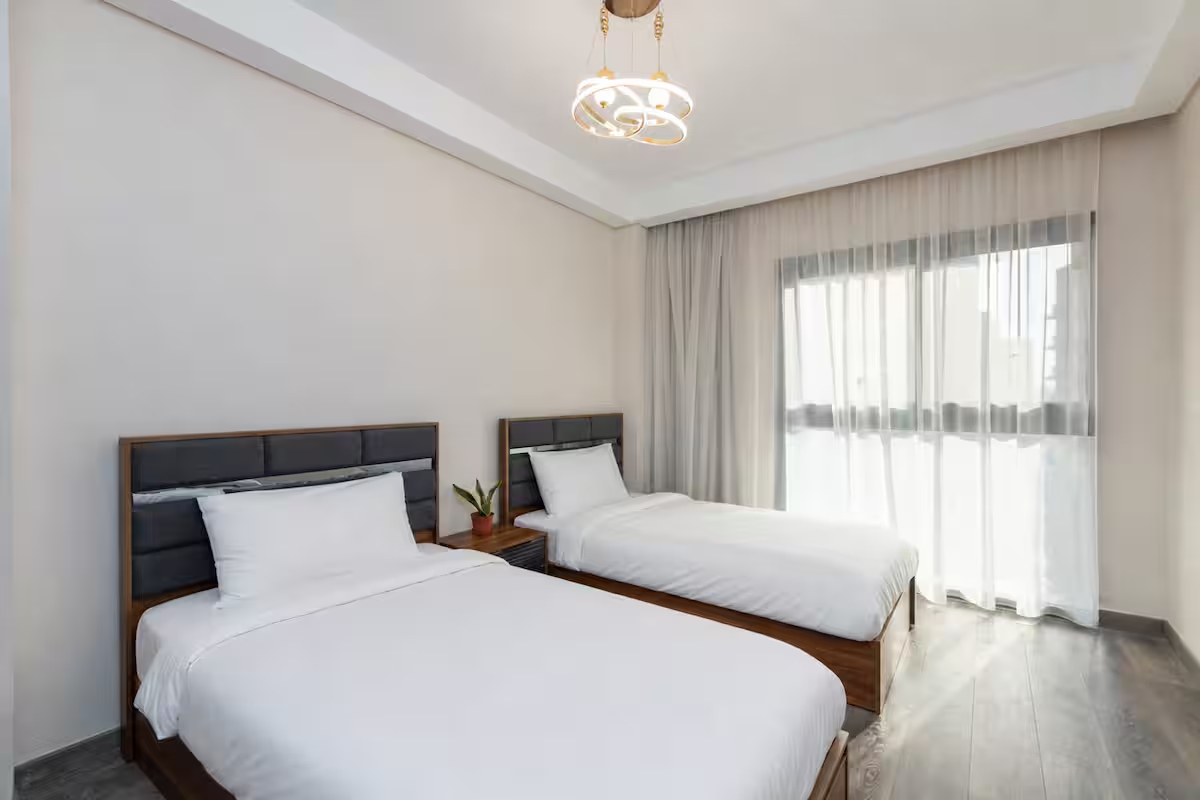 Luxury 3BR Haven Overlooking Green Views -ZED West — Apartment in Sheikh Zayed City, Egypt — photo 19