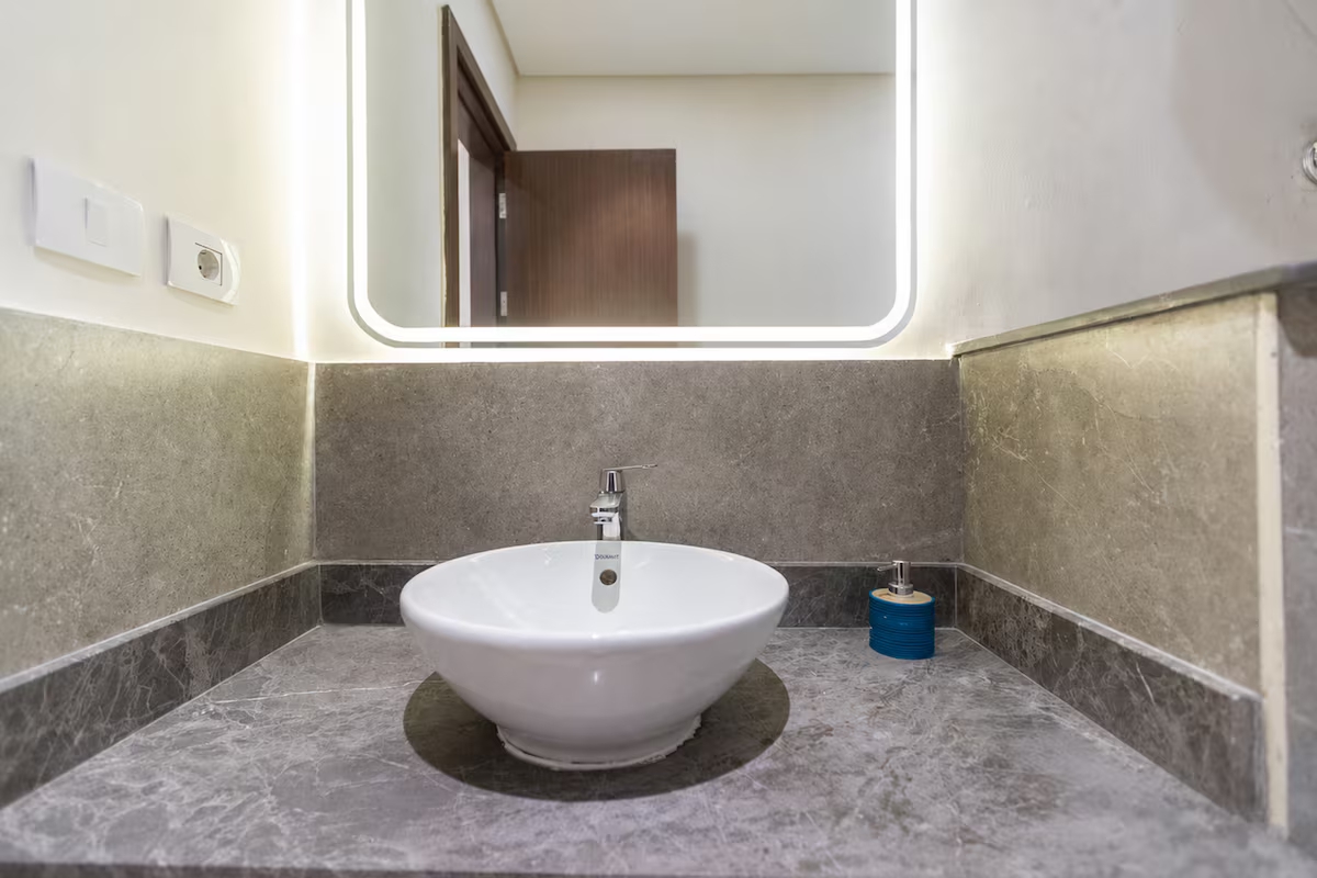 Luxury 3BR Haven Overlooking Green Views -ZED West — Apartment in Sheikh Zayed City, Egypt — photo 30