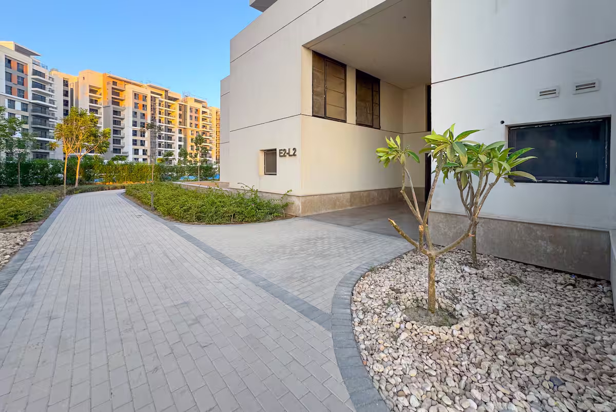 Luxury 3BR Haven Overlooking Green Views -ZED West — Apartment in Sheikh Zayed City, Egypt — photo 38