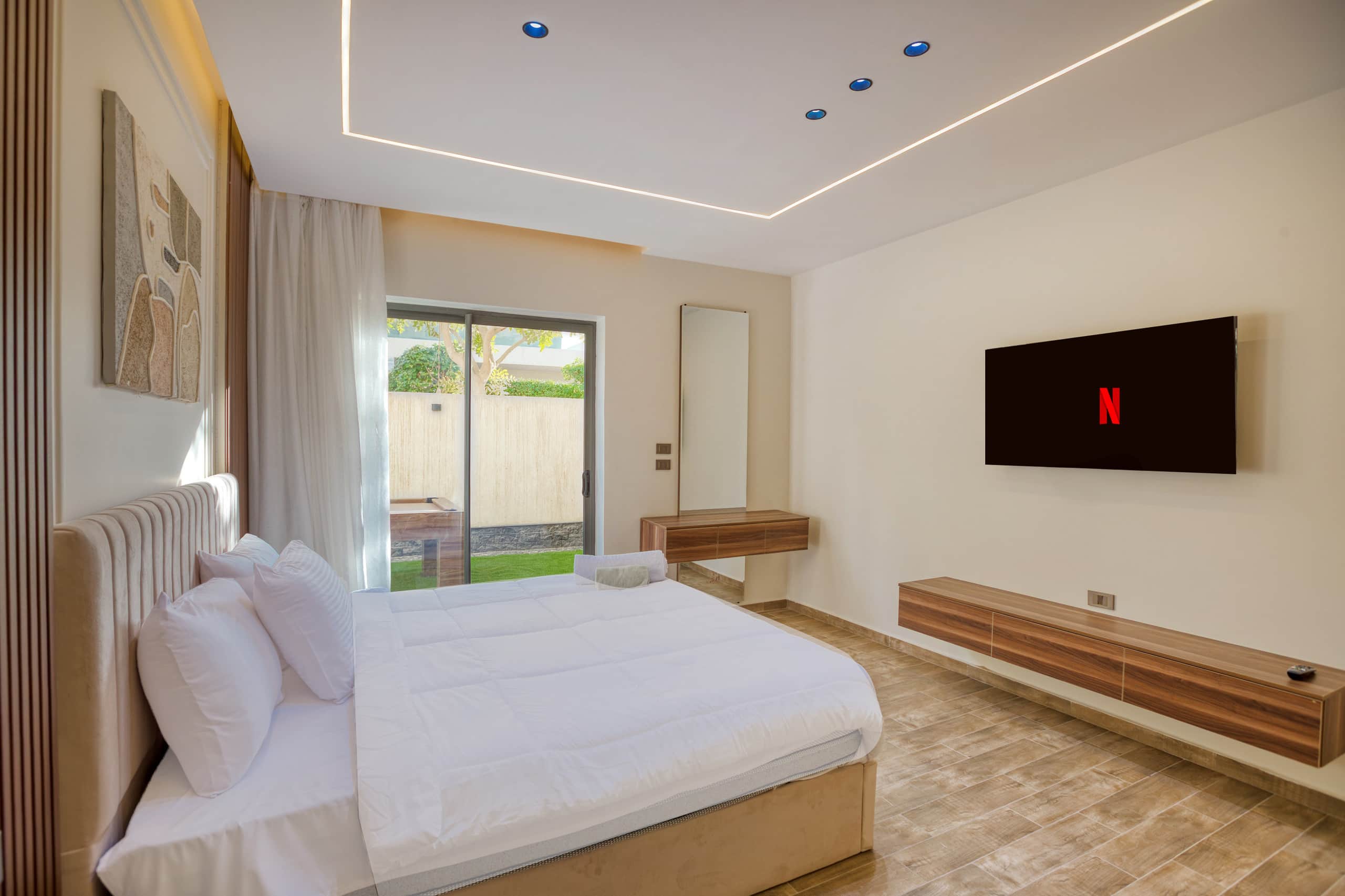Private Pool 2BR Retreat in Lake View Residence — House in New Cairo , Cairo, Egypt — photo 9