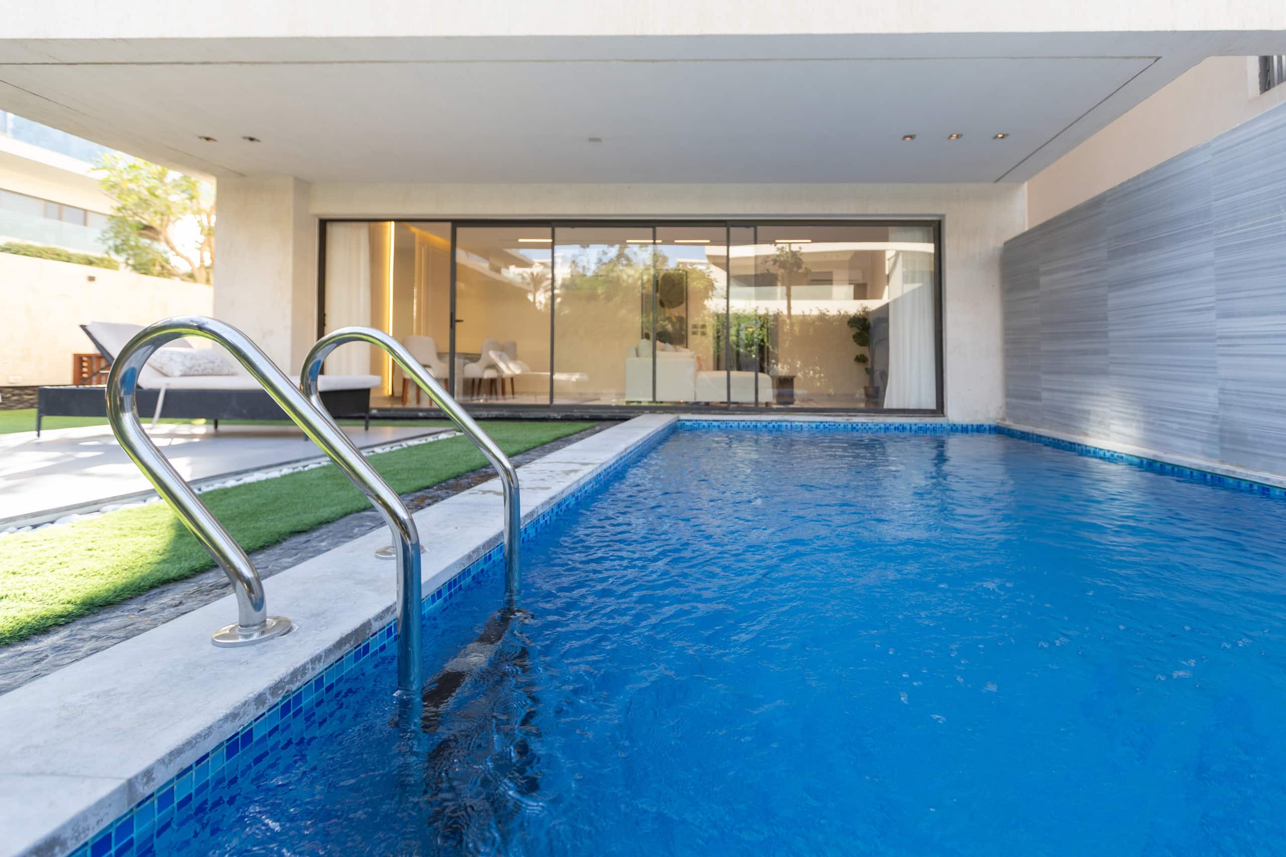 Private Pool 2BR Retreat in Lake View Residence — House in New Cairo , Cairo, Egypt — photo 32