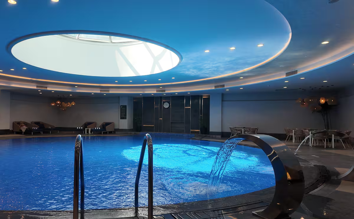 Luxury Pool View Suite at JW Marriott Residences — Apartment in First New Cairo, Egypt — photo 26