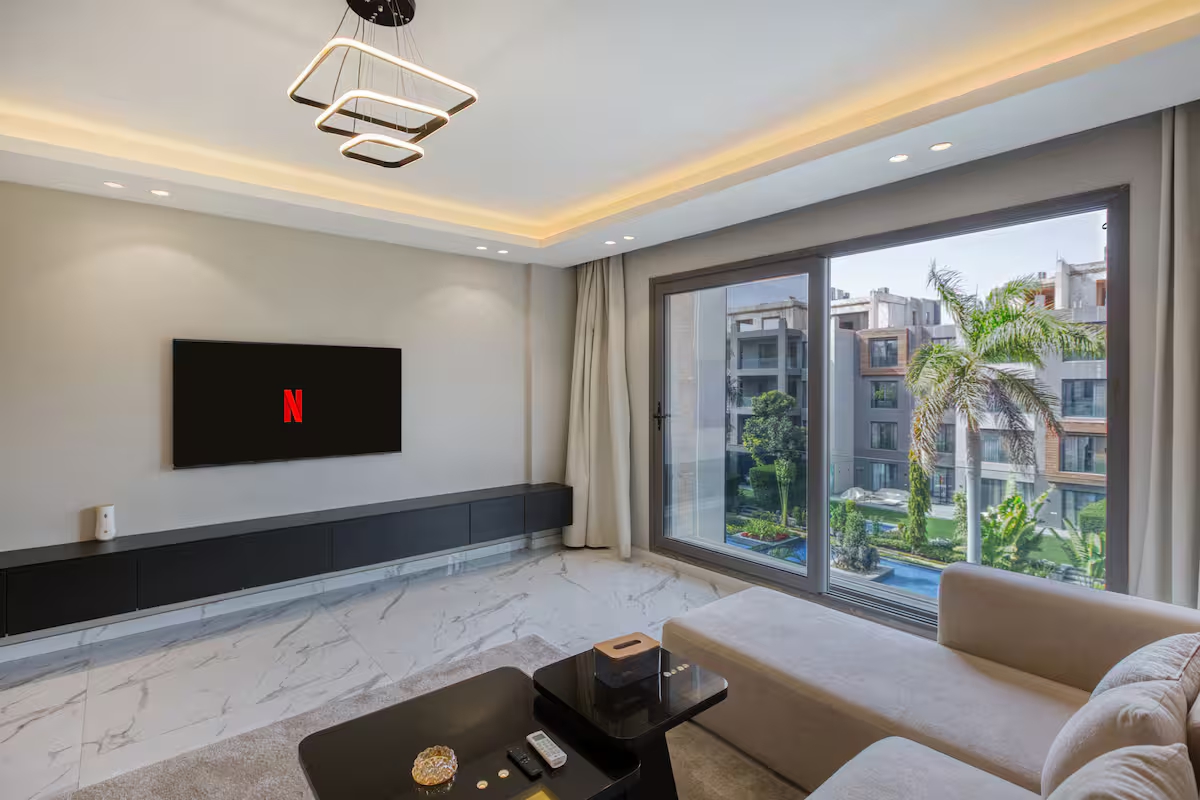 Panoramic Garden & Pool View |3-BR Apt|Silver Palm — Apartment in First New Cairo, Egypt — photo 2