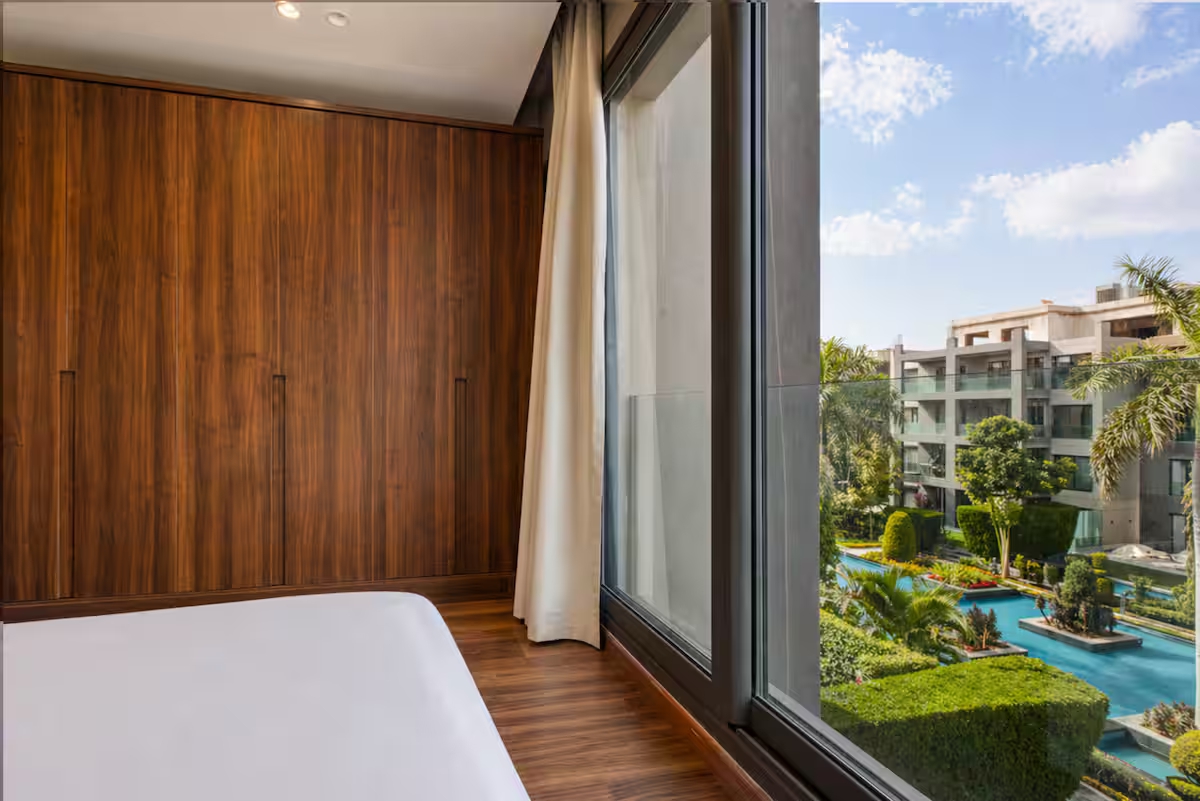 Panoramic Garden & Pool View |3-BR Apt|Silver Palm — Apartment in First New Cairo, Egypt — photo 15