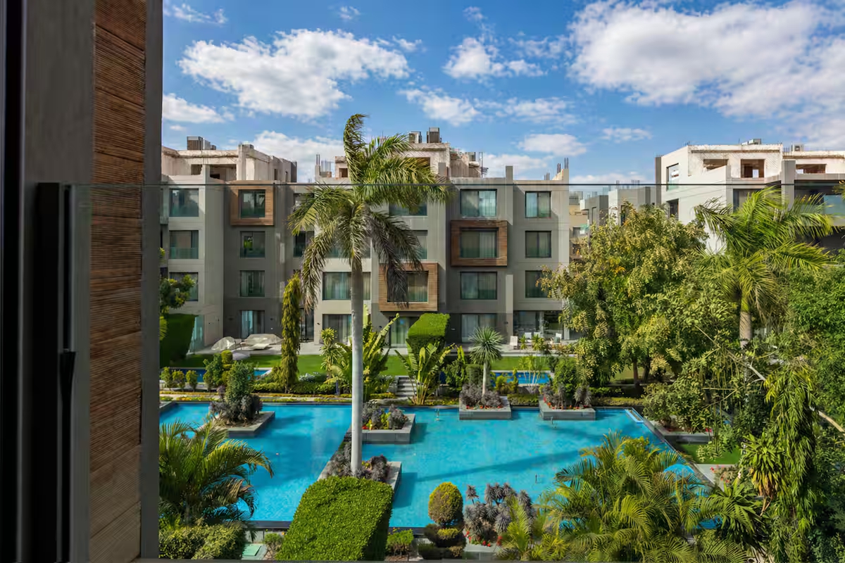 Panoramic Garden & Pool View |3-BR Apt|Silver Palm — Apartment in First New Cairo, Egypt — photo 29