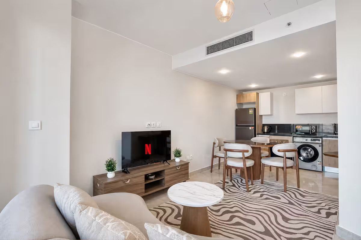 Elegant Studio • Stunning View • ZED Sheikh Zayed — Studio in Sheikh Zayed City, Egypt — photo 4