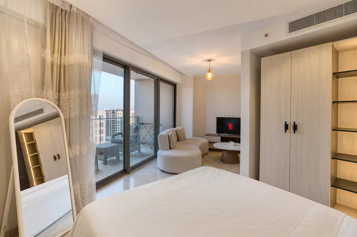 Elegant Studio • Stunning View • ZED Sheikh Zayed — Studio in Sheikh Zayed City, Egypt — photo 7