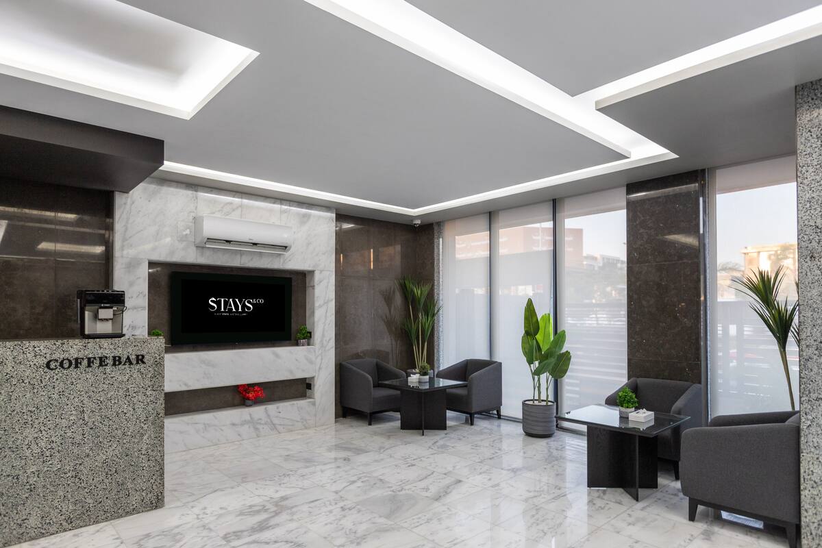Maisonette | One Private Suite | Front of Waterway — Private Suite in First New Cairo, Egypt — photo 22