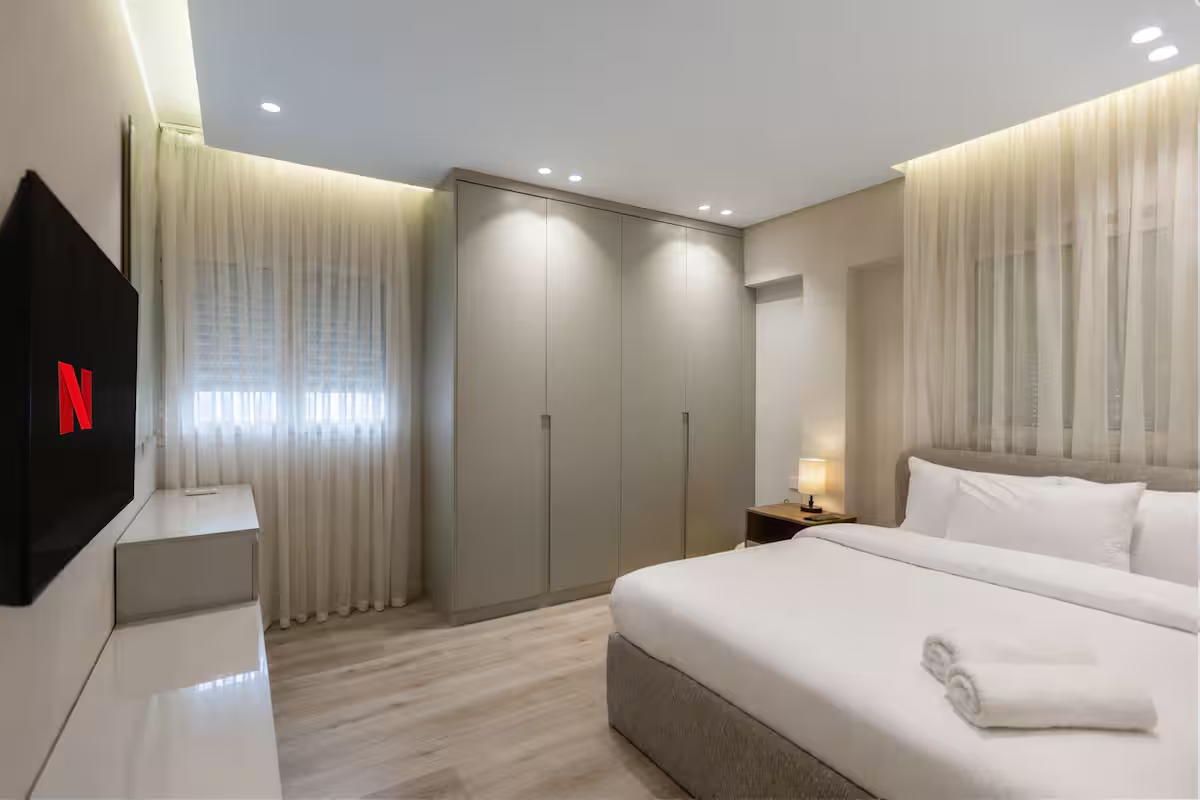 Modern Elegance in Almaza | Premium 2-BR Apartment — Apartment in Heliopolis, Egypt — photo 12