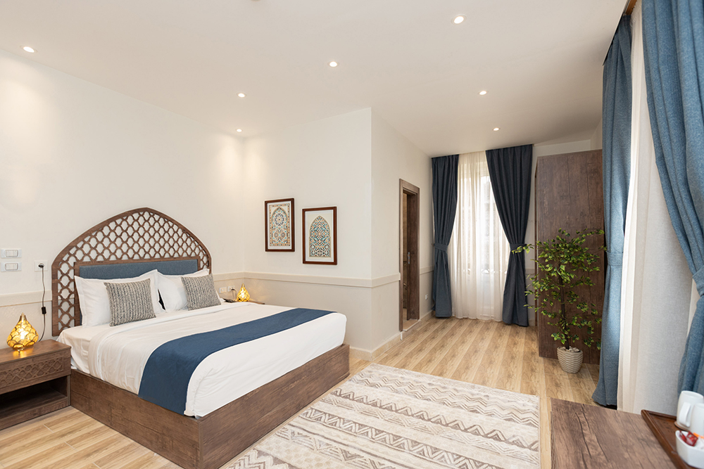 Standard Room – Boutique Heliopolis — Private room in house in 21 Alahram Street - Korba -Masr Elgedida - Above Groppi, Egypt — photo 2