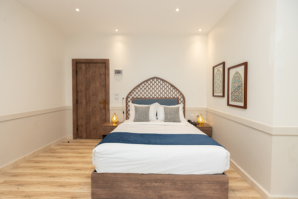 Standard Room – Boutique Heliopolis — Private room in house in 21 Alahram Street - Korba -Masr Elgedida - Above Groppi, Egypt — photo 4
