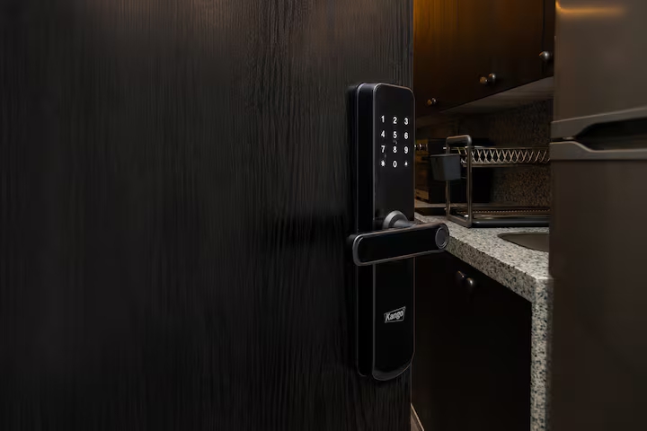 1BR Suite | Maisonette Boutique | Waterway front — Private Suite in First New Cairo, Egypt — photo 10